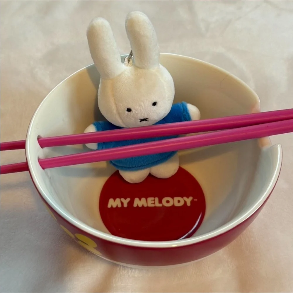 brand new my melody ramen bowl w chopsticks